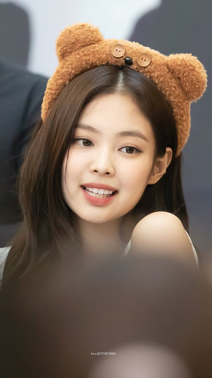 Jennie Kim from Blackpink Wearing a Cute Brown Teddy Bear Headband HD phone wallpaper
