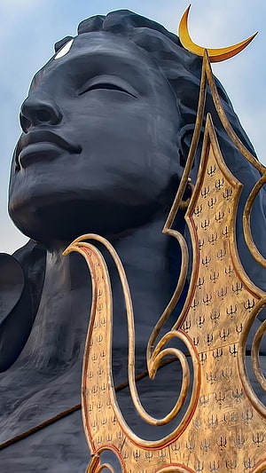 Lord Shiva Adiyogi Statue with Golden Trishula and Crescent Moon HD phone wallpaper