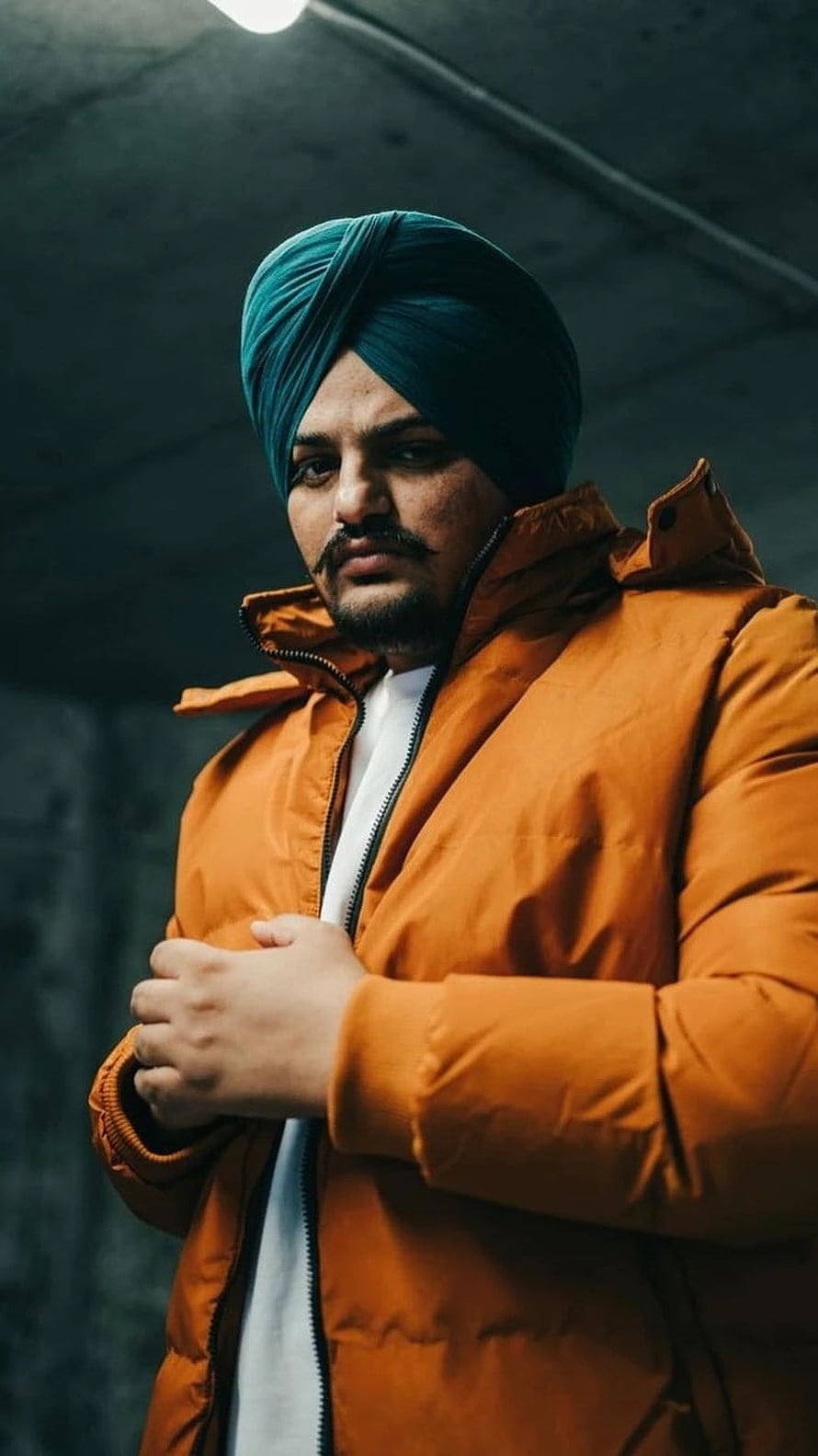 Sidhu Moose Wala Portrait in Turquoise Turban and Orange Puffer Jacket HD phone wallpaper