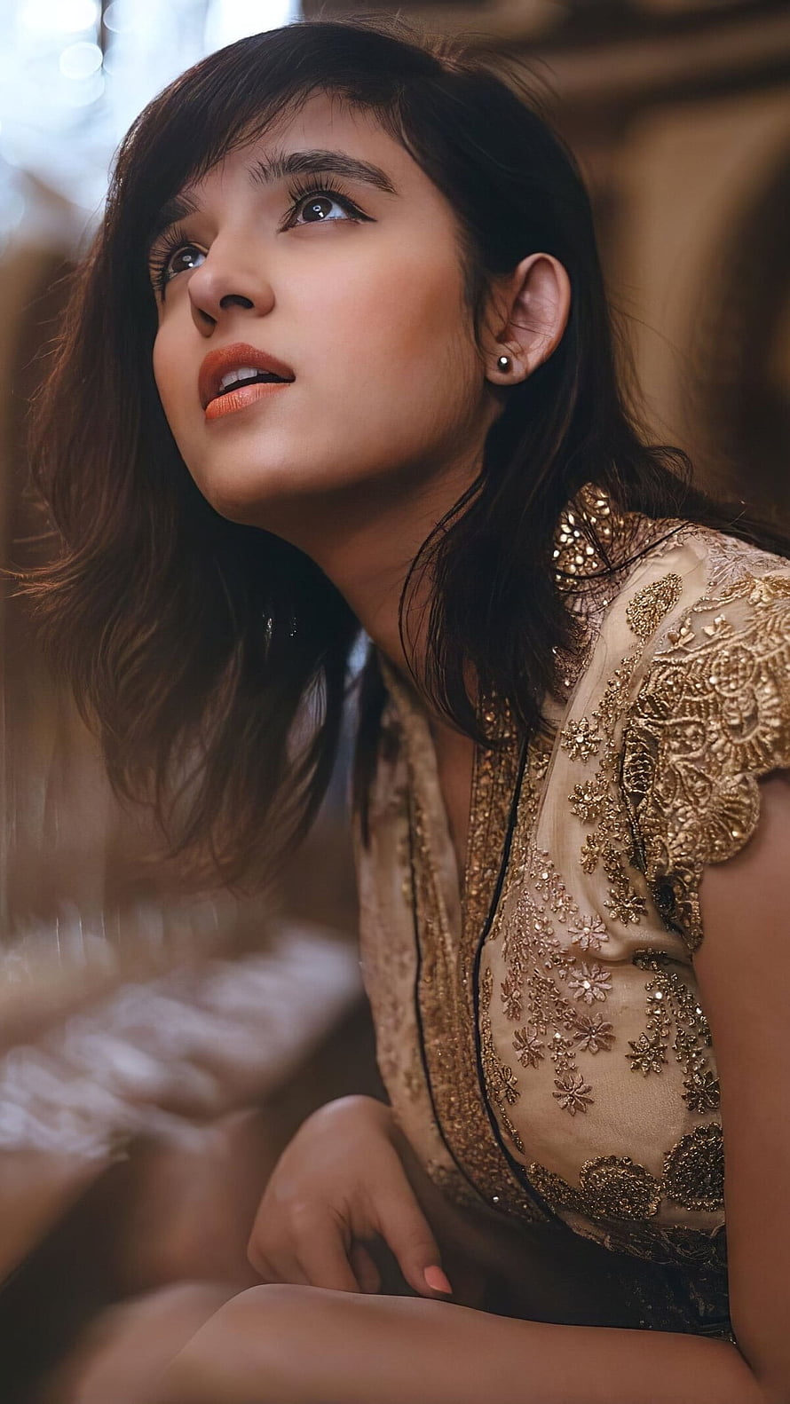 Shirley Setia in Gold Embroidered Ethnic Wear with Warm Studio Lighting HD phone wallpaper
