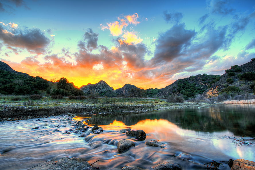 Golden Sunset Over Rocky River Valley in Malibu California HD wallpaper