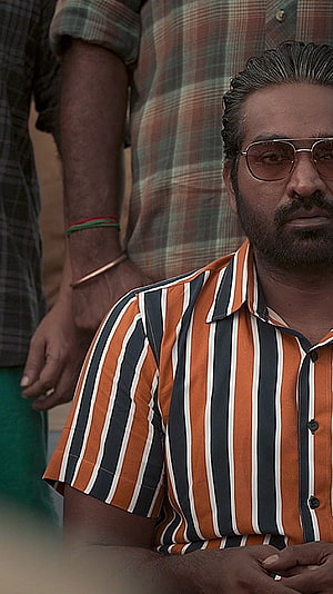Vijay Sethupathi in Vikram wearing striped shirt and aviator sunglasses HD phone wallpaper