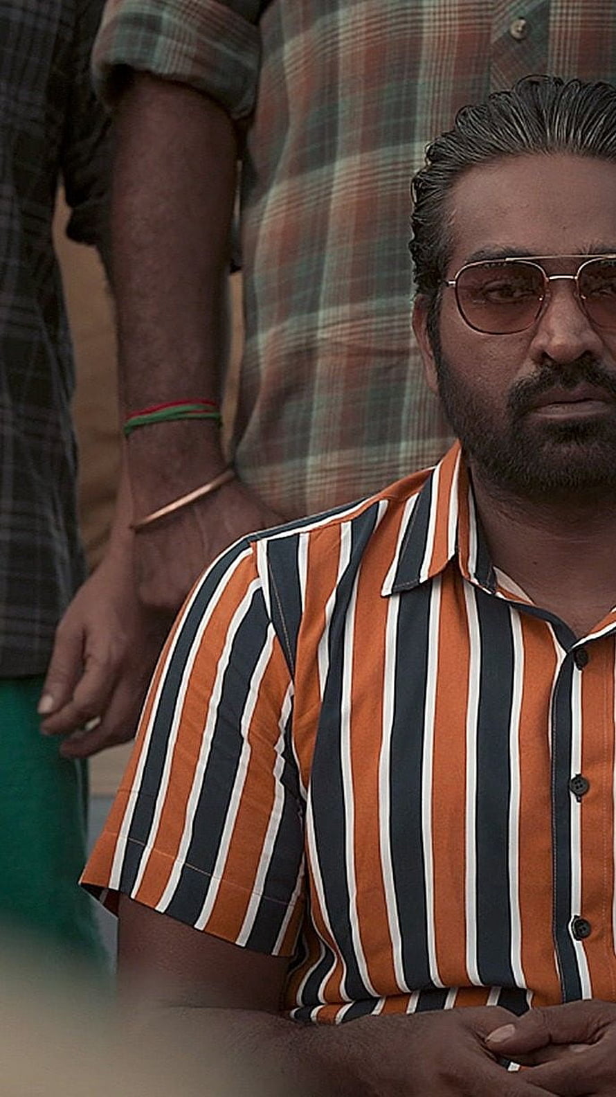 Vijay Sethupathi in Vikram wearing striped shirt and aviator sunglasses HD phone wallpaper