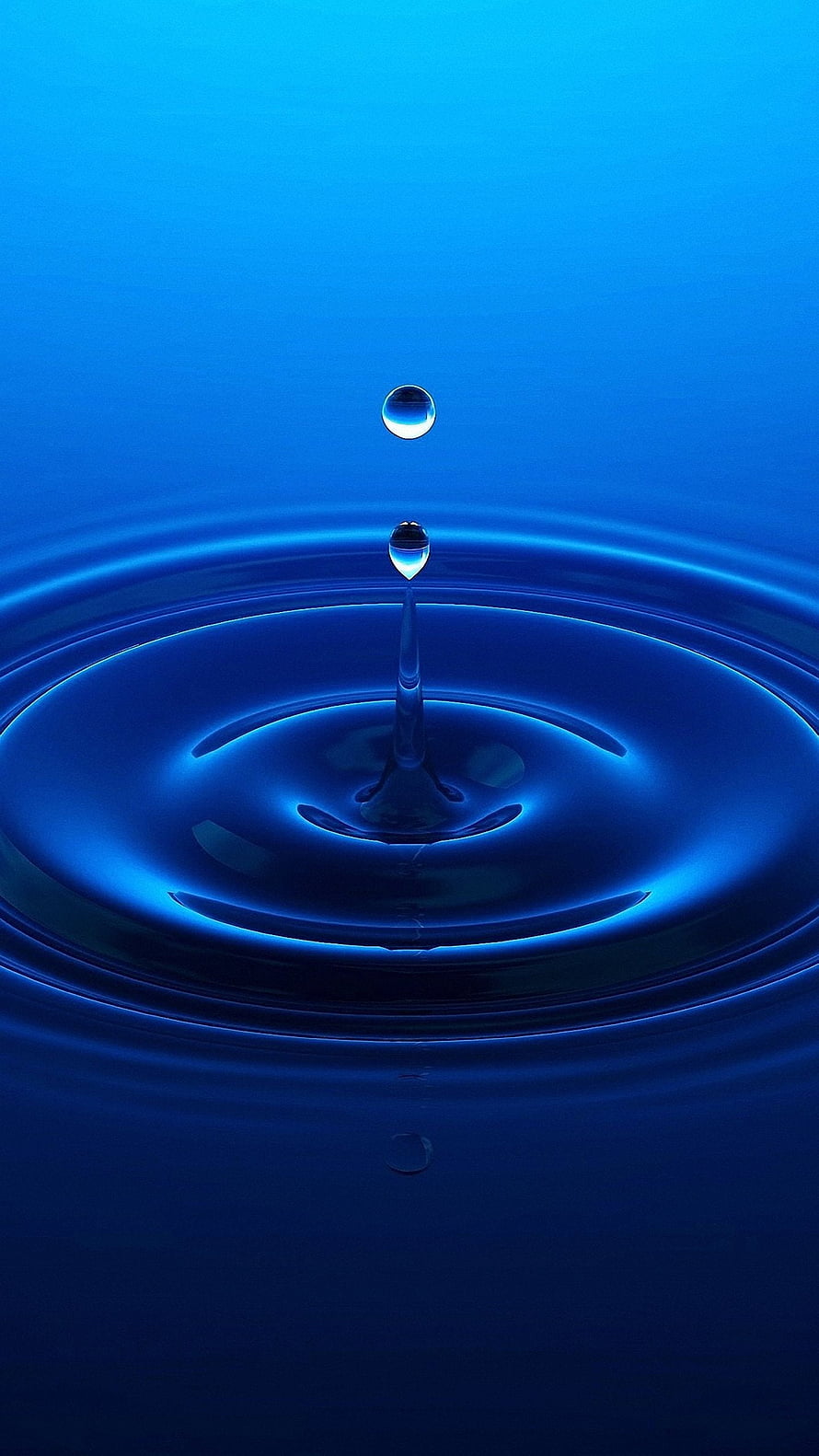 Vibrant Blue Water Droplet Ripples and Splash Abstract Photography HD phone wallpaper