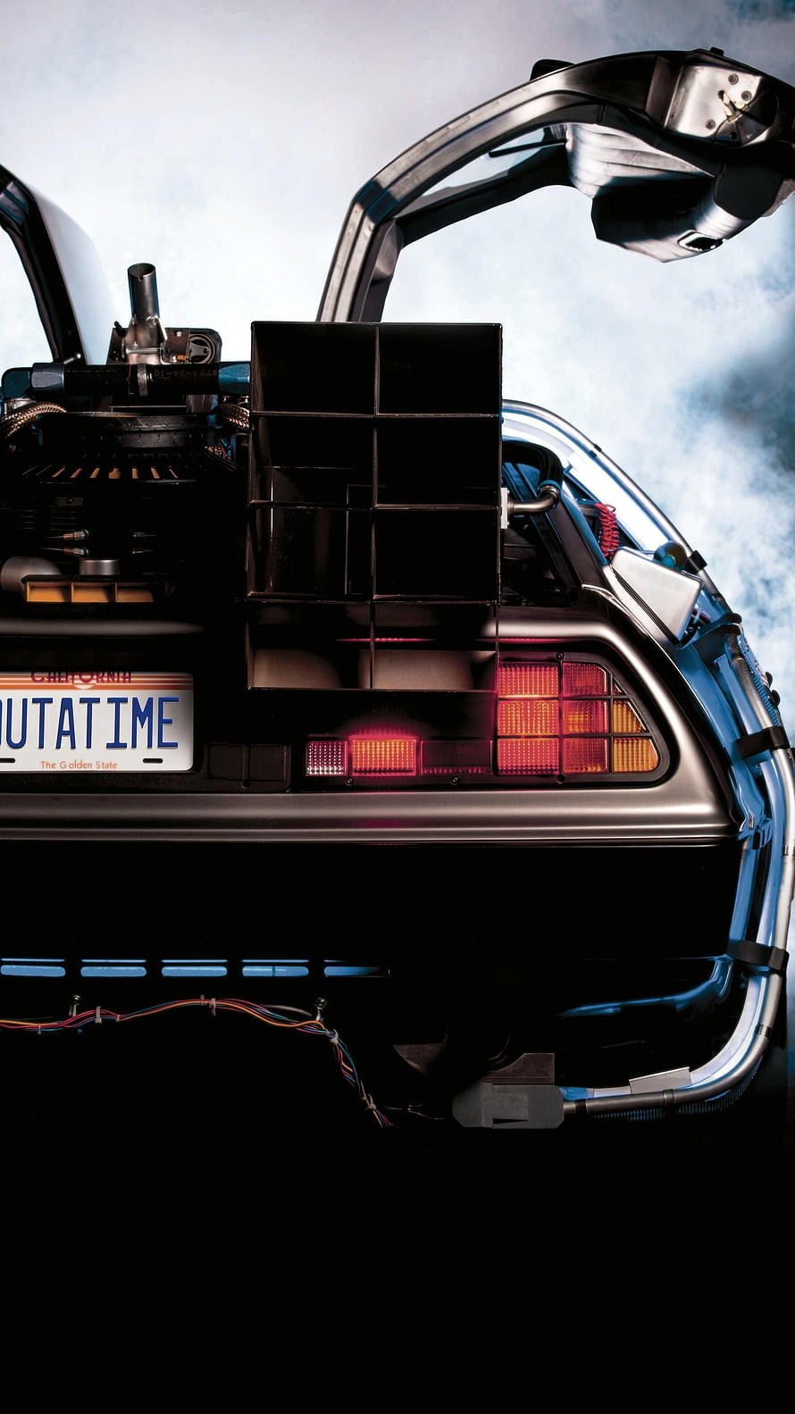 Back to the Future DeLorean Time Machine Rear View with Gullwing Door and Flux Capacitor HD phone wallpaper