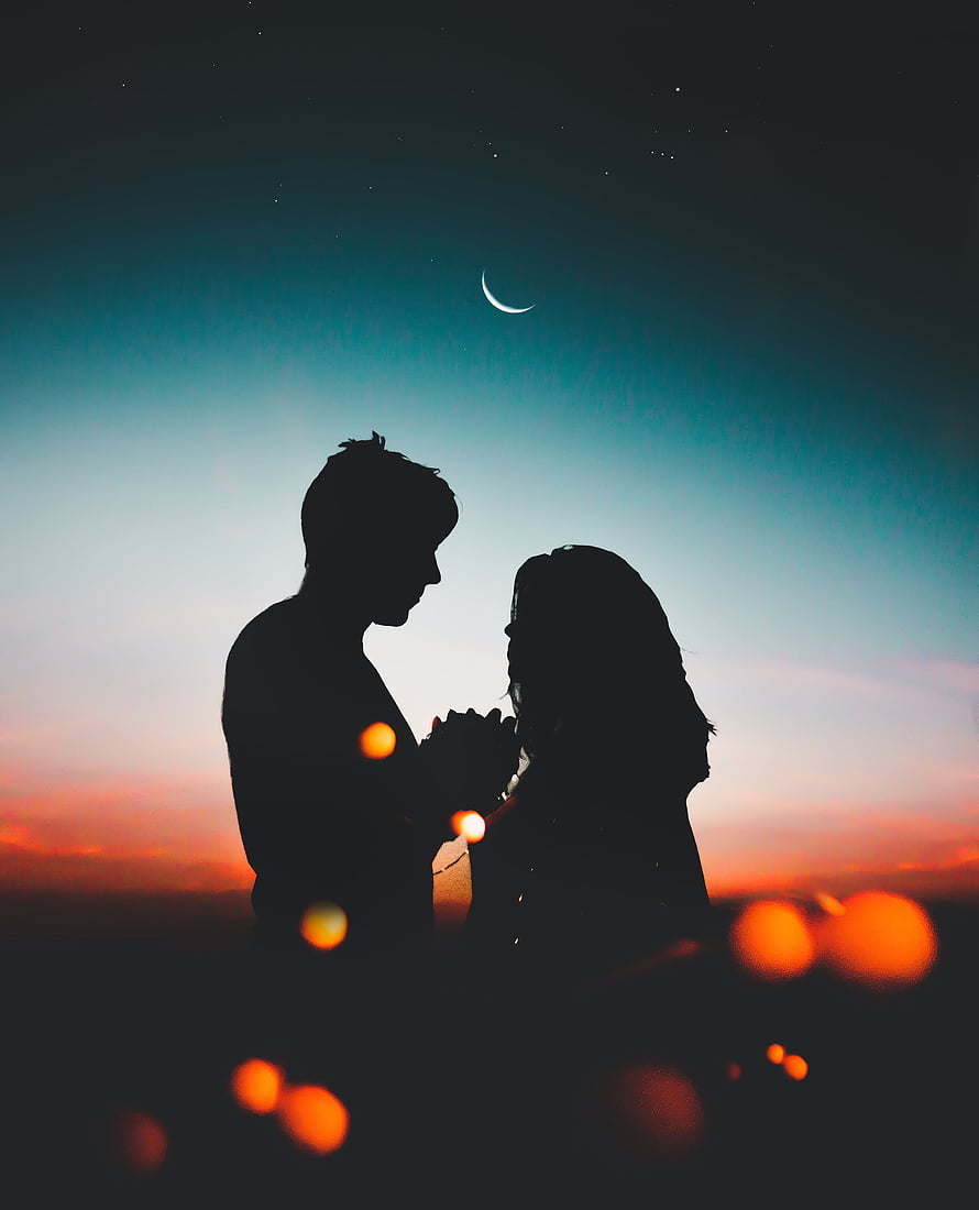 Romantic Couple Silhouette Under Crescent Moon and Starry Twilight Sky HD phone wallpaper