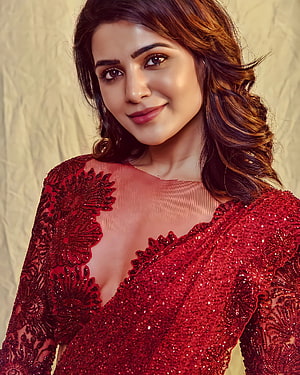 Samantha Ruth Prabhu in an ornate red embroidered gown with sheer neckline and wavy hair HD phone wallpaper