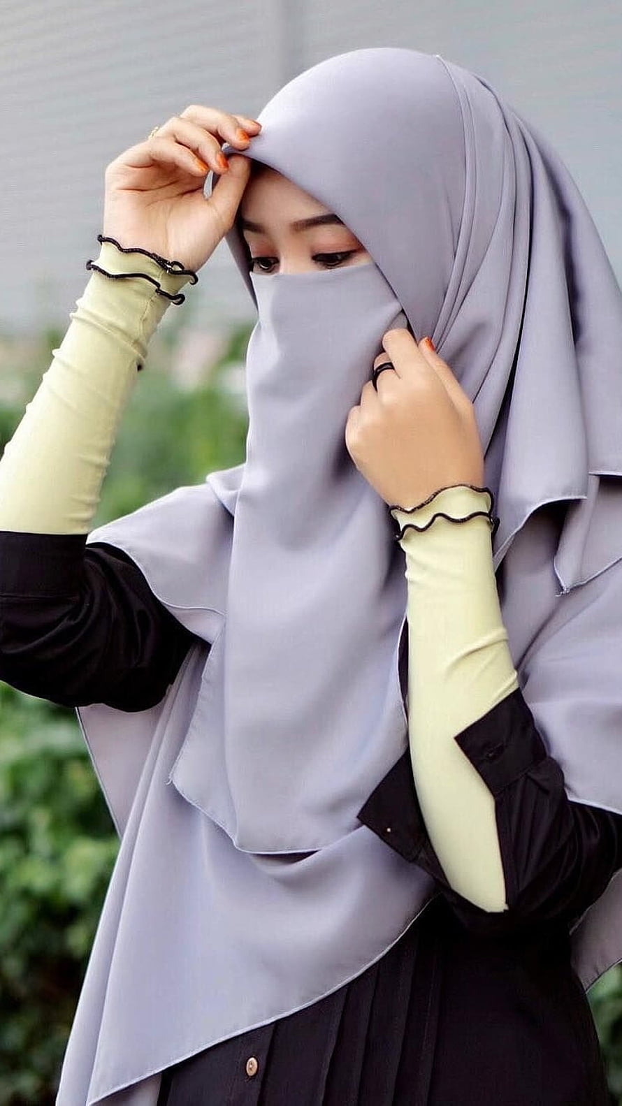 Woman adjusting a lavender niqab and hijab with a black abaya and cream sleeves, Muslim Girl , Gurkha Hijab HD phone wallpaper