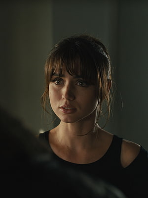 Ana De Armas in Blade Runner 2049 Cinematic Portrait HD phone wallpaper