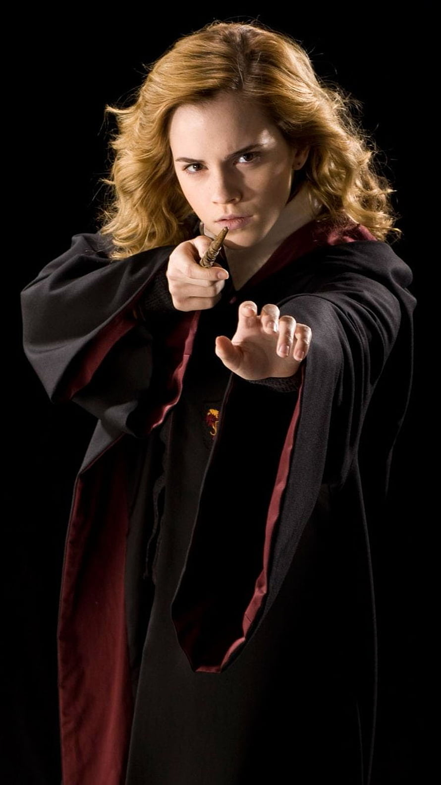 Emma Watson as Hermione Granger Casting a Spell in Hogwarts Robe HD phone wallpaper