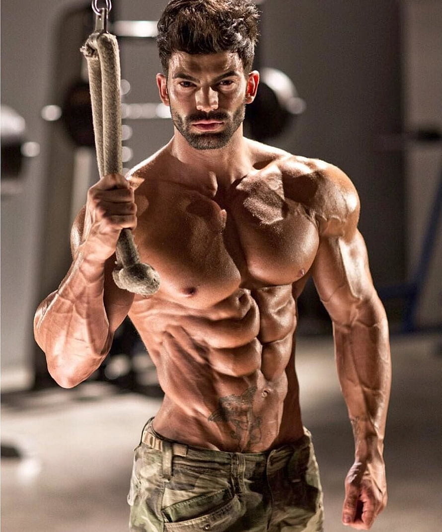 Sergi Constance Gym Portrait: Shredded Physique and Intense Focus HD phone wallpaper
