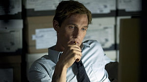 Matthew McConaughey as Rust Cohle in True Detective Smoking Cigarette HD wallpaper
