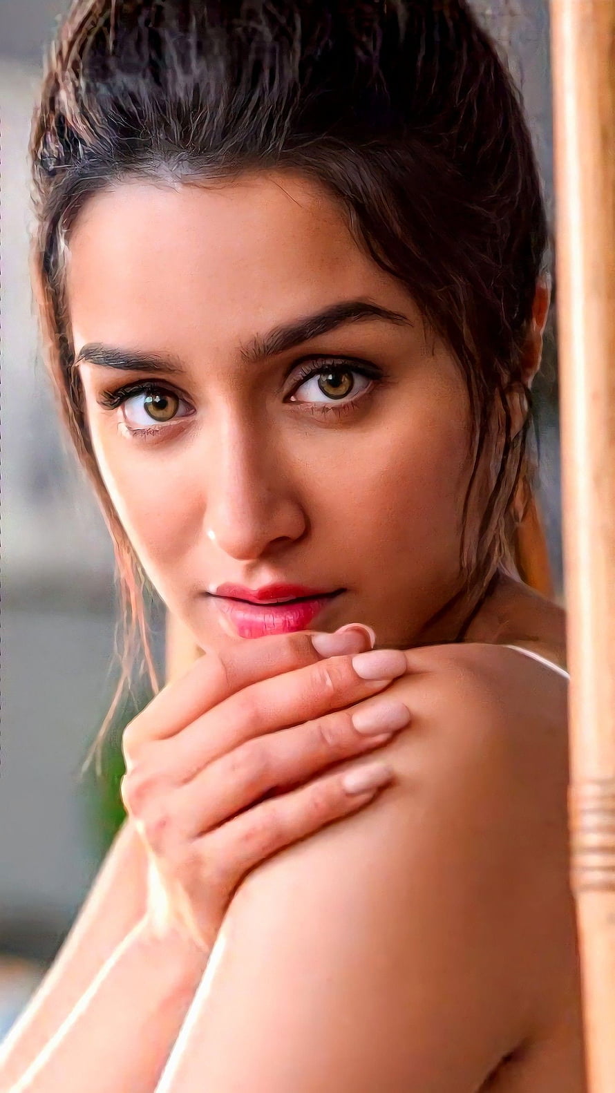 Shraddha Kapoor Close-Up Portrait with Soft Natural Lighting and Warm Tones HD phone wallpaper