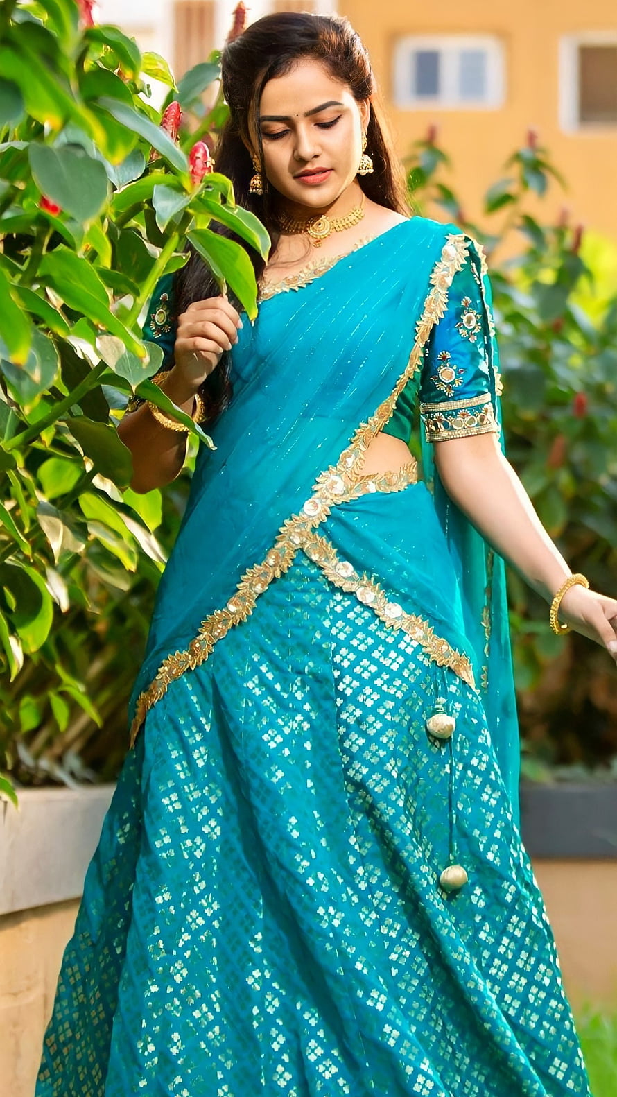 Vaishnavi Chaithanya in Teal Saree with Gold Zari Border and Traditional Jewelry HD phone wallpaper