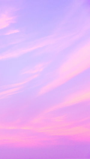 Soft Lavender and Pink Sky with Wispy Clouds at Dusk HD phone wallpaper