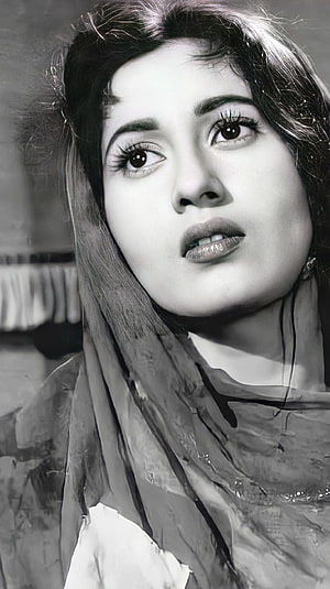 Madhubala Vintage Bollywood Actress Black and White Portrait HD phone wallpaper
