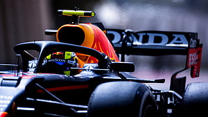 Sergio Perez Red Bull Racing Honda Formula 1 Car Close-Up HD wallpaper