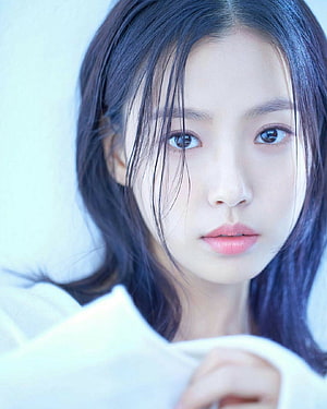 Go Min Si Close-Up Portrait with Soft Blue Tint and Delicate Features HD phone wallpaper