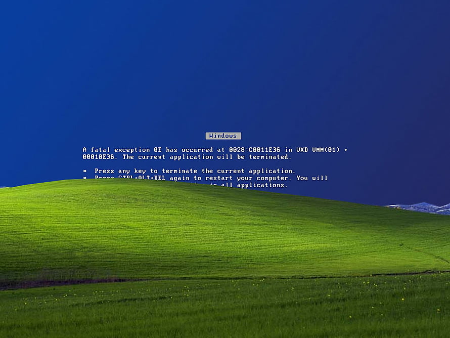 Windows XP Fatal Exception Error Dialog Over Classic Green Hill Desktop Background HD wallpaper