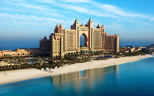 Aerial View of Atlantis The Palm Dubai Resort on the Palm Jumeirah Island HD wallpaper
