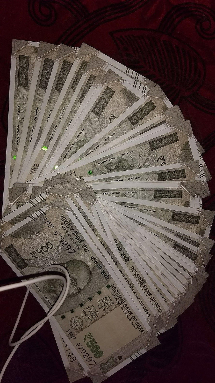 Fanned Stack of Indian 500 Rupee Banknotes on Dark Red Fabric HD phone wallpaper