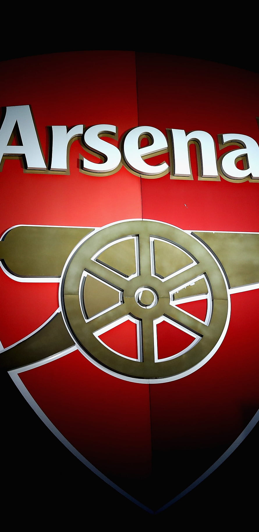 Arsenal FC Crest Close-Up on Red Shield with Gold Cannon Emblem HD phone wallpaper