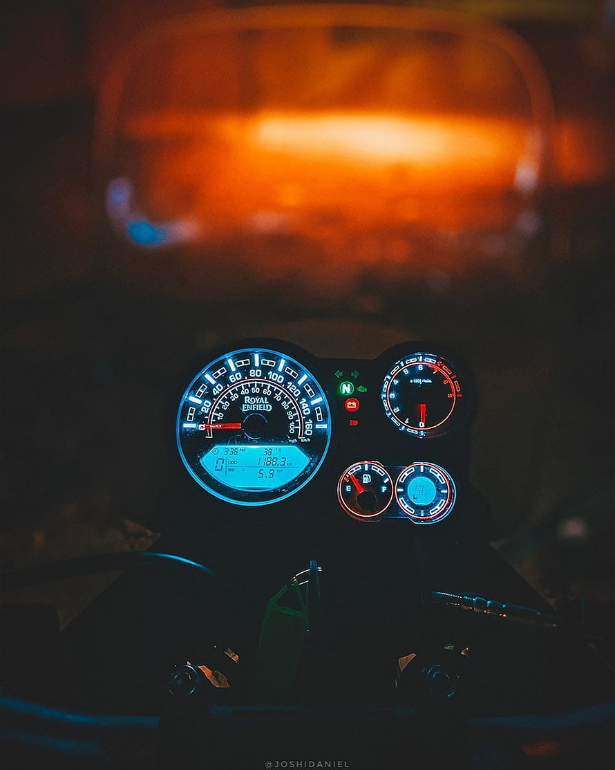Royal Enfield Himalayan Dashboard Instrument Cluster with Blue and Red Illumination at Night HD phone wallpaper