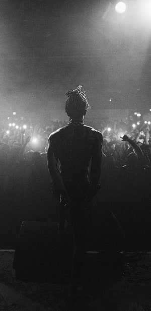 XXXTentacion Silhouette On Stage Facing A Massive Concert Crowd In Black And White HD phone wallpaper
