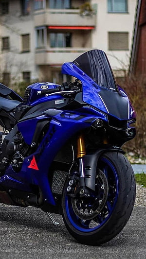 Yamaha YZF-R1 Blue Sport Motorcycle Front View with Gold Forks HD phone wallpaper