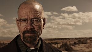 Walter White in the Desert from Breaking Bad HD wallpaper