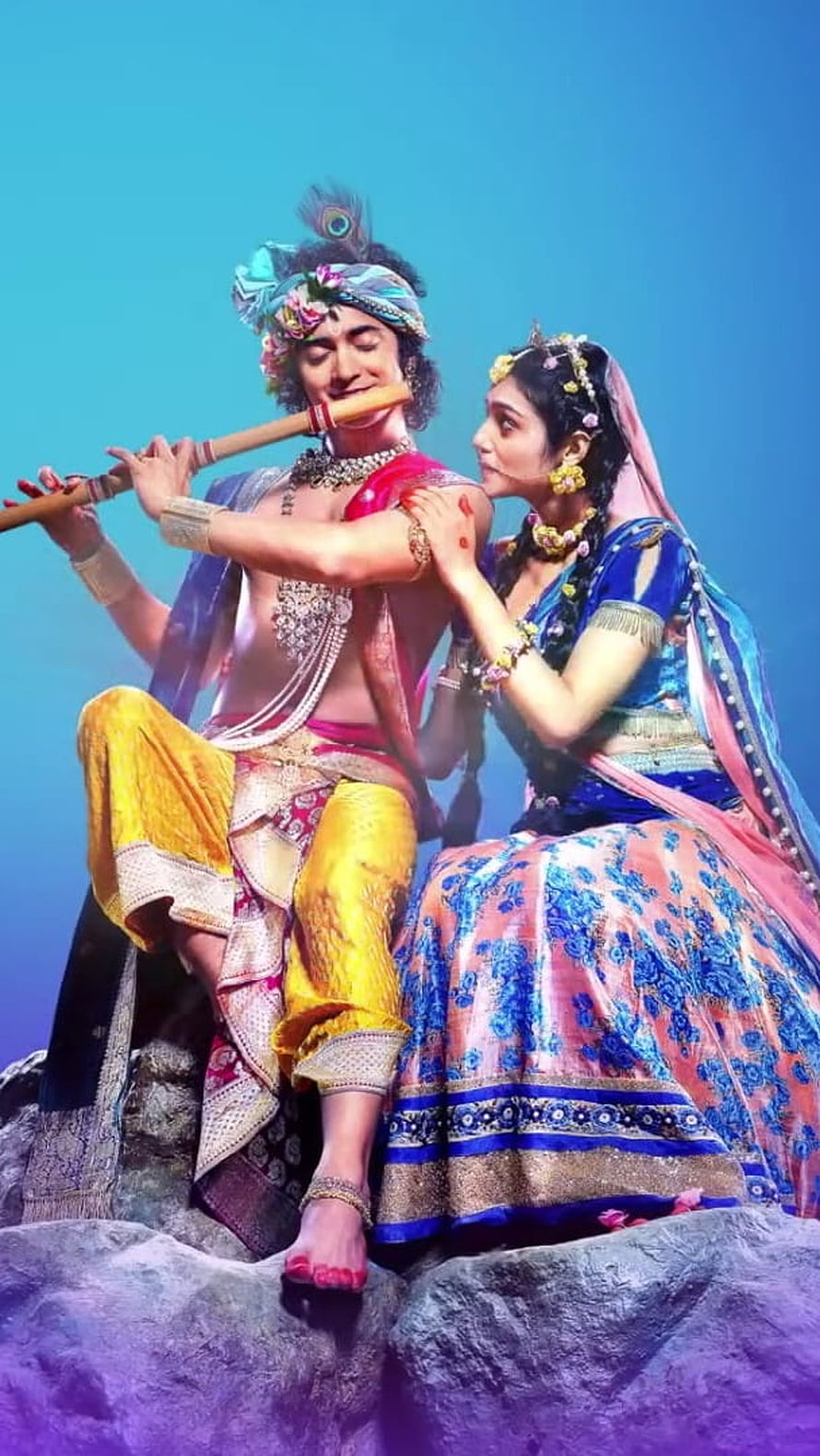 Radha Krishna Playing Flute in Traditional Indian Attire HD phone wallpaper