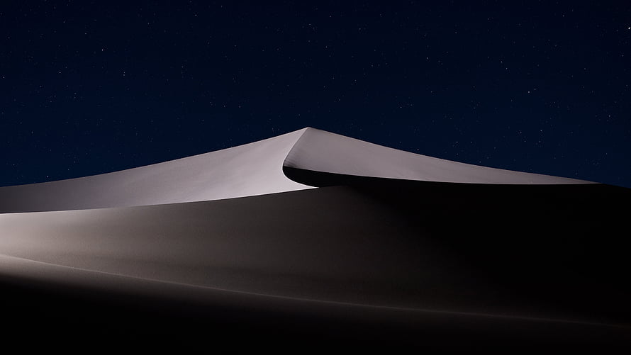 Minimalist Desert Dune Under a Starry Night Sky HD wallpaper