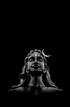 Adiyogi Statue of Lord Shiva in Black and White with Crescent Moon HD phone wallpaper