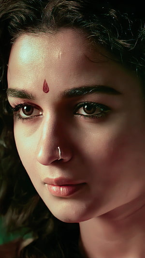 Alia Bhatt Close-Up Portrait with Traditional Bind and Nose Ring HD phone wallpaper
