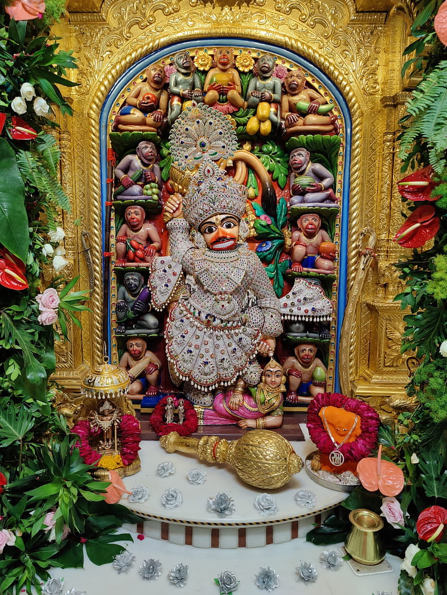 Kasturhan Dev Murti with Hanuman and Sita in Ornate Golden Temple Shrine HD phone wallpaper