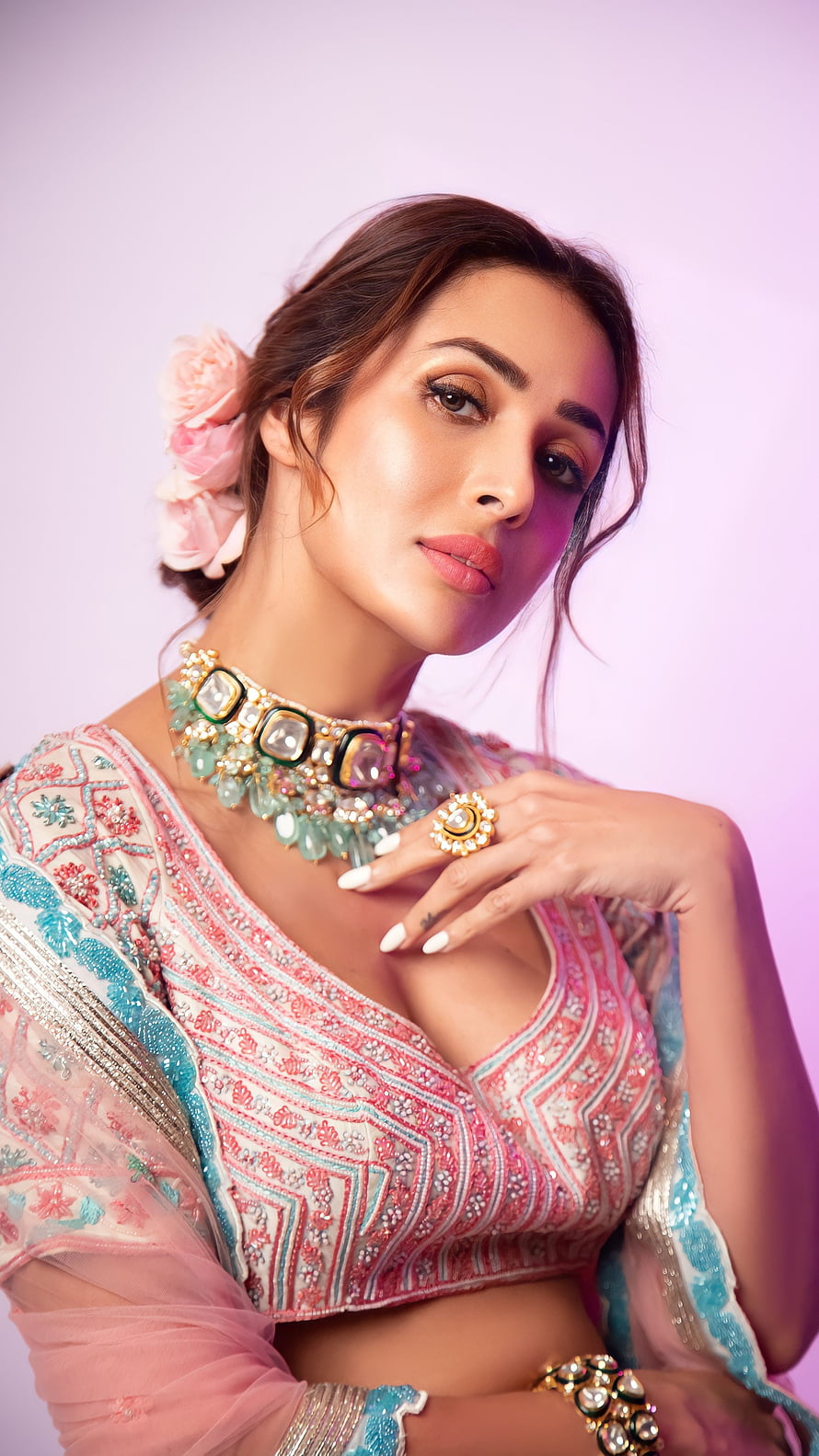 Malaika Arora in Embroidered Pink Lehenga with Floral Hairpiece and Statement Jewelry HD phone wallpaper