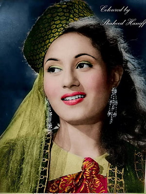 Madhubala Vintage Bollywood Portrait in Traditional Green Attire and Ornate Jewelry HD phone wallpaper