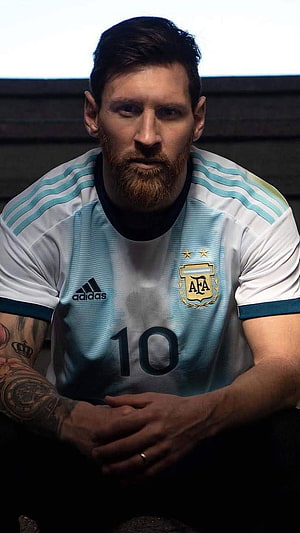 Lionel Messi in Argentina National Team Jersey Number 10 Portrait HD phone wallpaper