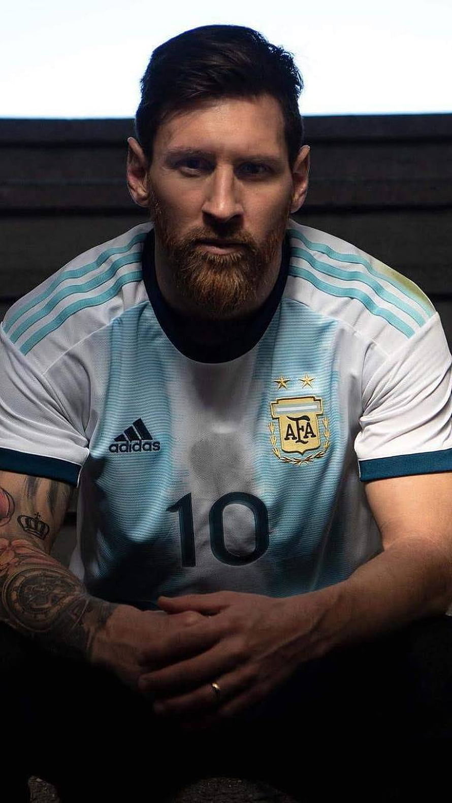 Lionel Messi in Argentina National Team Jersey Number 10 Portrait HD phone wallpaper