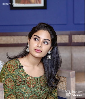 Samyuktha Menon in Green Ethnic Wear with Traditional Silver Jhumka Earrings HD phone wallpaper