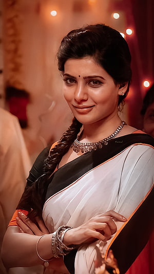 Samantha Akkineni in Traditional Saree with Silver Jewelry and Braided Hair HD phone wallpaper