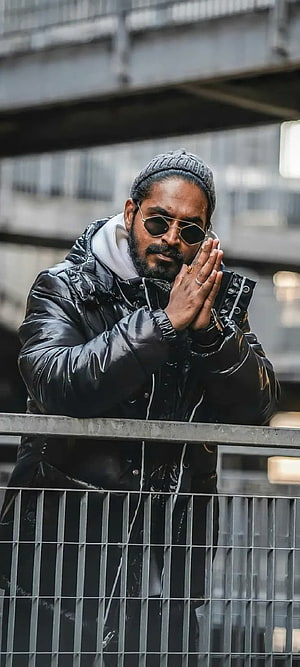Emiway Bantai in Black Puffer Jacket and Aviator Sunglasses HD phone wallpaper