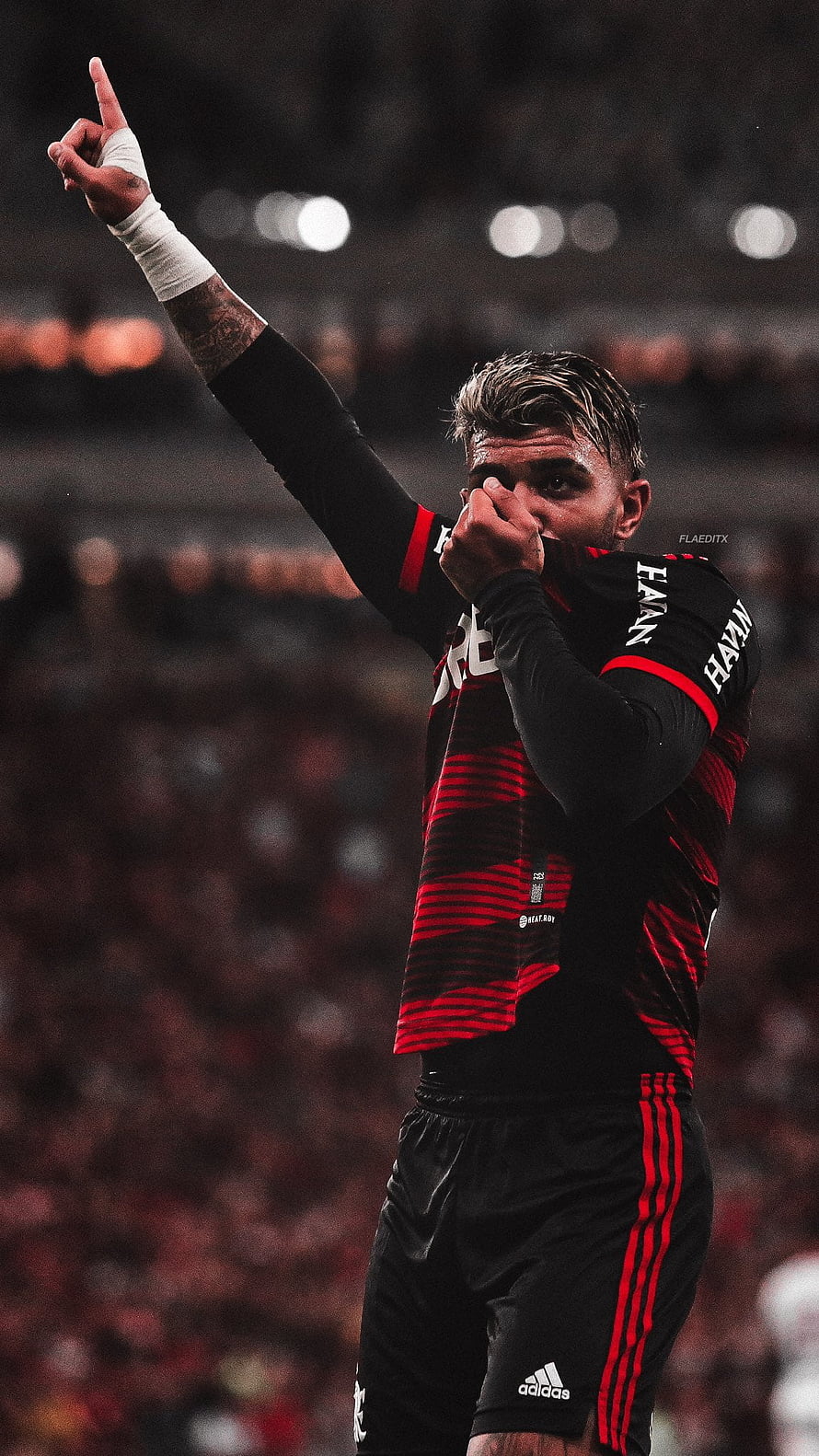 Gabigol Flamengo Player Celebrating Goal in Black and Red Kit HD phone wallpaper