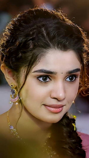 Kriti Shetty Close-Up Portrait With Traditional Jewelry And Elaborate Updo Hairstyle HD phone wallpaper