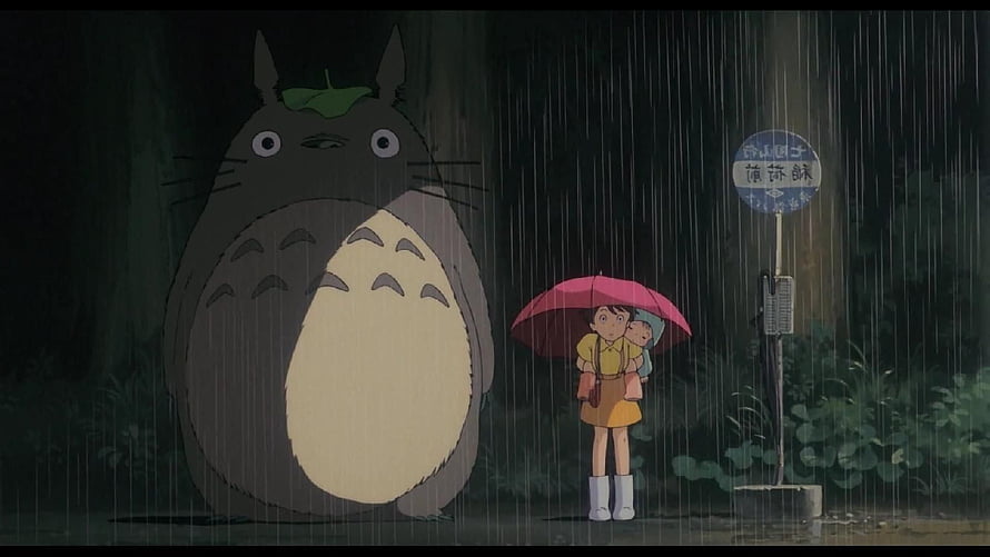 Totoro and Satsuki at the Bus Stop in the Rain from My Neighbor Totoro HD wallpaper