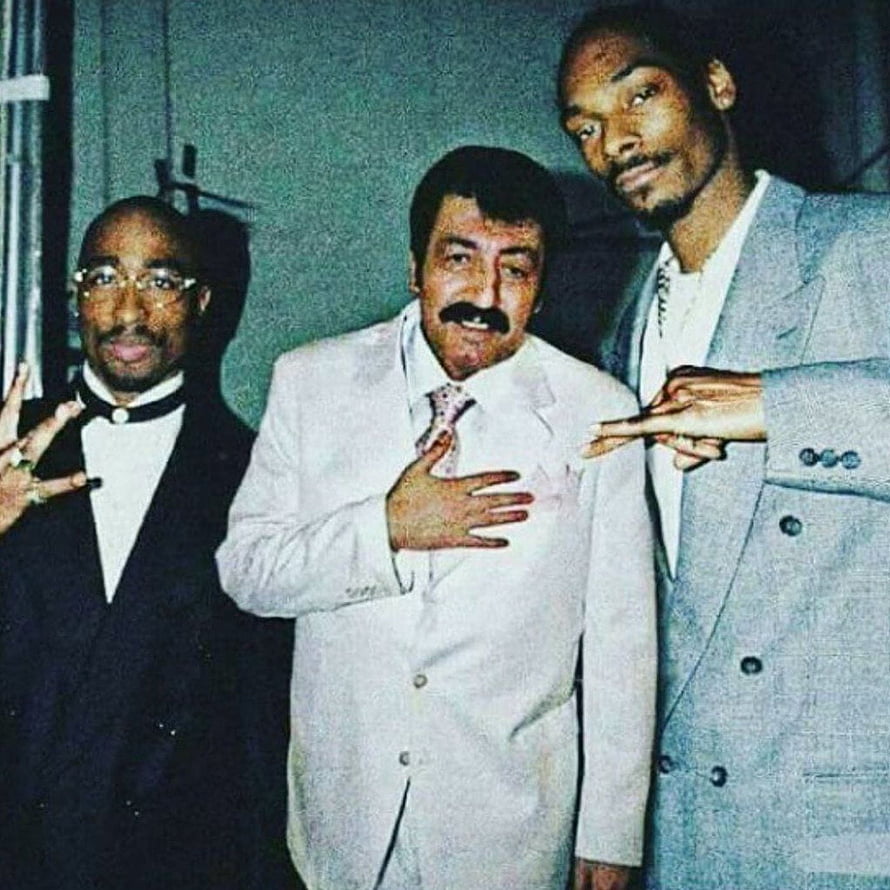Müslüm Gürses with 2Pac and Snoop Dogg in a vintage group photo HD phone wallpaper
