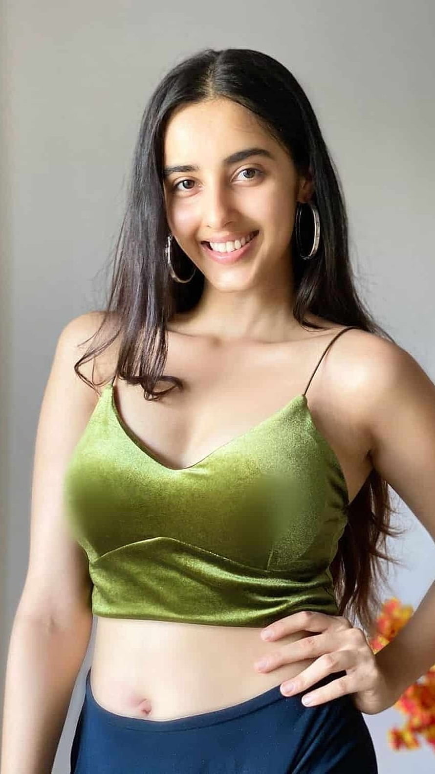 Simrat Kaur in Green Velvet Crop Top and Navy Skirt HD phone wallpaper