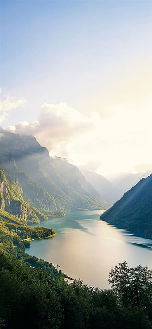 Misty Mountain Lake Valley with Sunbeams and Lush Forests HD phone wallpaper