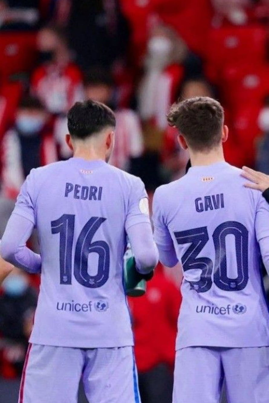 Pedri and Gavi in FC Barcelona Away Kits Walking on the Pitch HD phone wallpaper