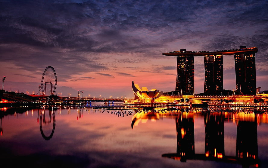 Singapore Marina Bay Sands and ArtScience Museum at Sunset with Water Reflections HD wallpaper